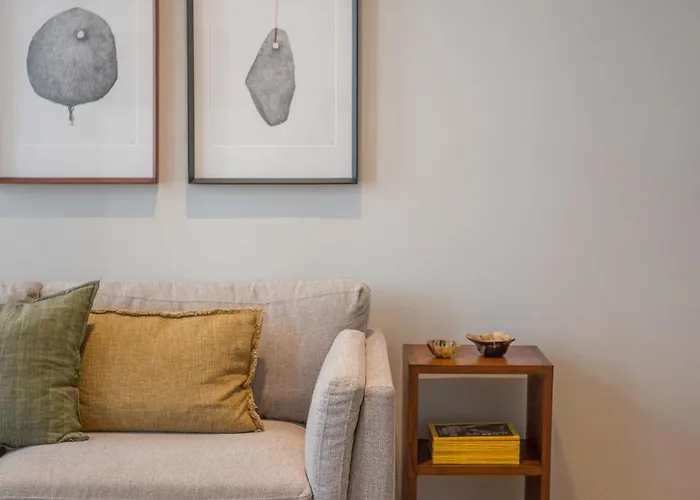 Almada 151 * ポルト