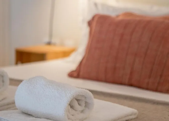 Almada 151 アパート *