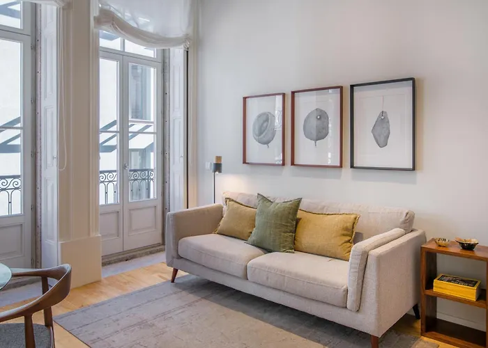 דירה Almada 151 *