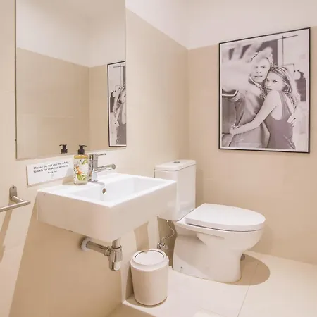 Apartamento Almada 151 *