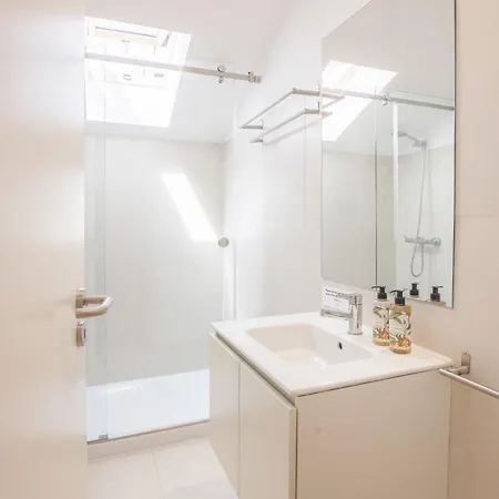 דירה Almada 151 *