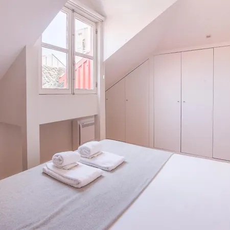 Almada 151 Apartman Porto