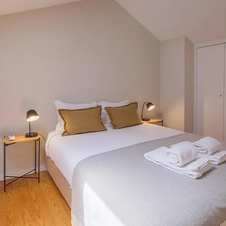 Almada 151 Apartament *