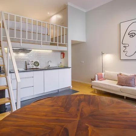 Almada 151 Apartament