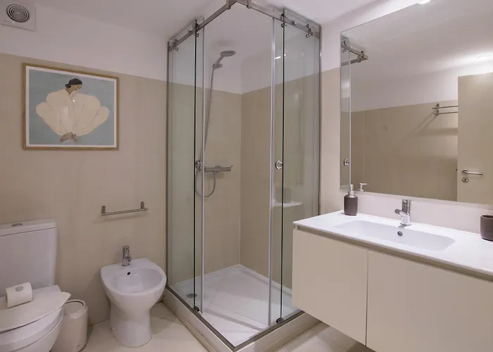 Apartman Almada 151 *