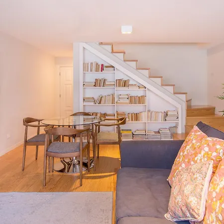 아파트 Almada 151