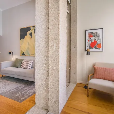 Almada 151 * 포르투