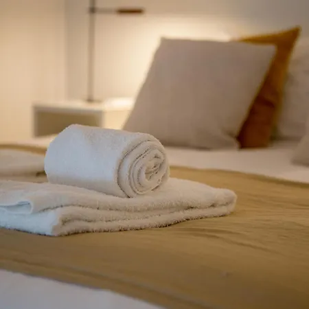 Almada 151 아파트 *